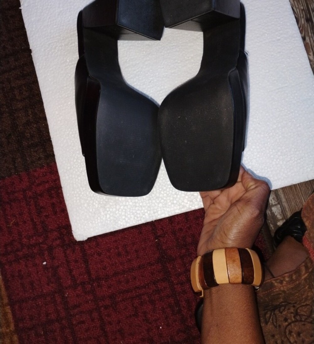 Hot Tomato Black Platform Slide Mules, Y2K, Size 8.5 - Picture 7 of 8